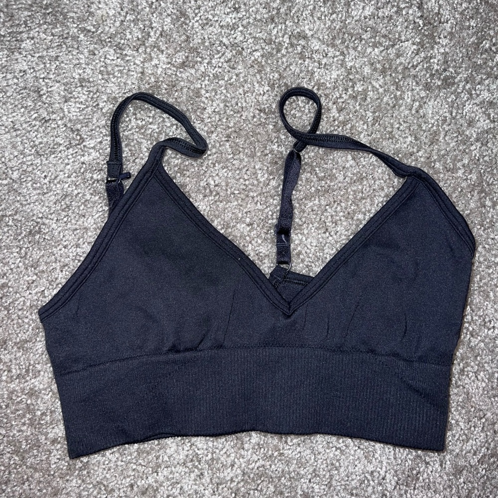 Lululemon Ebb to street bra